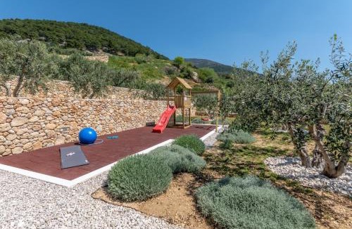 Bol Villa | Villa Blue Sky