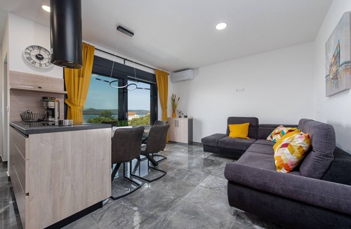 Turanj Villa | Villa Blue Sky, Turanj, next to the sea, private pool, barbecue, jacuzzi, rooftop terrace, www.zadarvillas