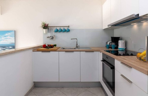 Valica Villa | Villa Blue Valica only 2 km from the pebble beach