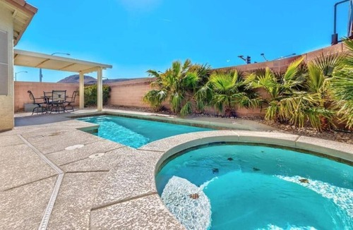Rhodes Ranch Villa | Villa Blue Water - Luxurious Villa