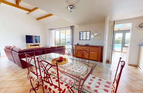 L'Aiguillon-sur-Vie Villa | Villa BlueGreen