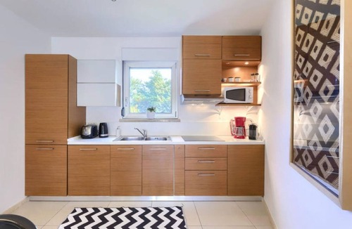 Krizine Apartment | Villa BOBO's Place with Jacuzzi (79169-A1) - Umag