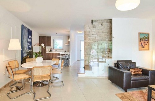 Krizine Apartment | Villa BOBO's Place with Jacuzzi (79169-A2) - Umag