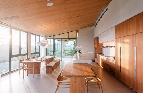 Praya Barat Villa | Villa BOE - at Tampah Hills