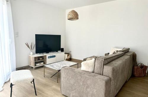 Le Bernard House | Villa Boheme-Piscine chauffee-proche ogliss park et plages
