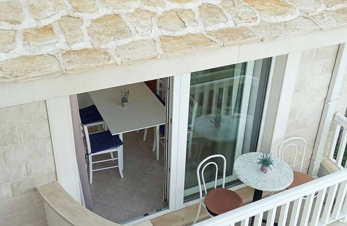Baska Voda Apartment | Villa Bonaca vacation apartment with a wonderful sun terrace and sea view