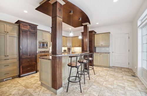 Laval Villa | Villa BORD DE L'EAU