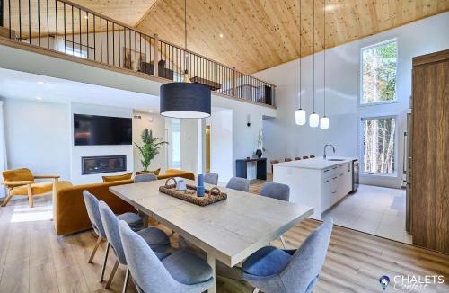 Shannon Ski Chalet | Villa Boreale - Private Spa Pool & Foosball
