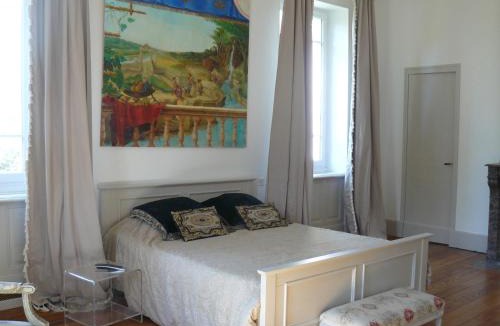 Burlats Bed & Breakfast | Villa Boulmia