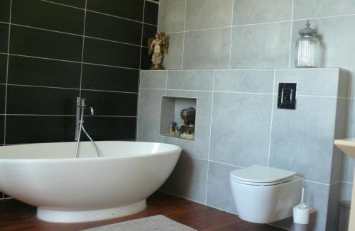 Burlats Bed & Breakfast | Villa Boulmia