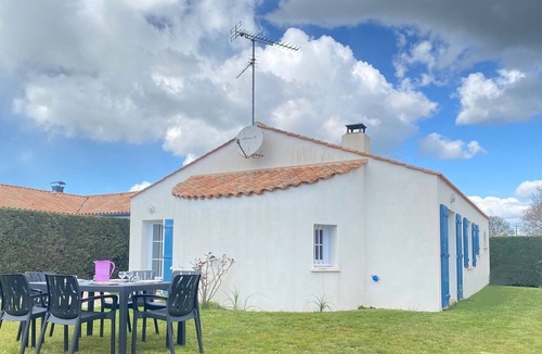 Bretignolles-sur-Mer House | Villa Bretignolles-sur-Mer, 2 bedrooms, 4 persons