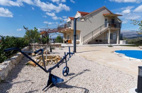 Muc Villa | Villa Brig