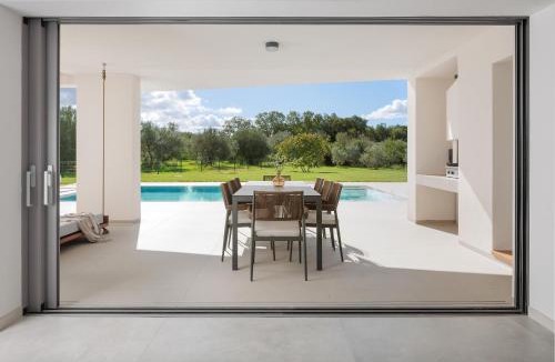 Gajana Villa | Villa Brioli
