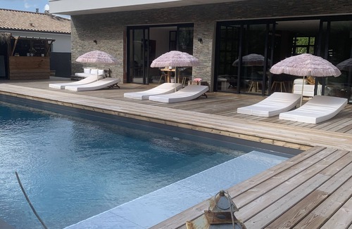 Leognan Villa | Villa Brisson