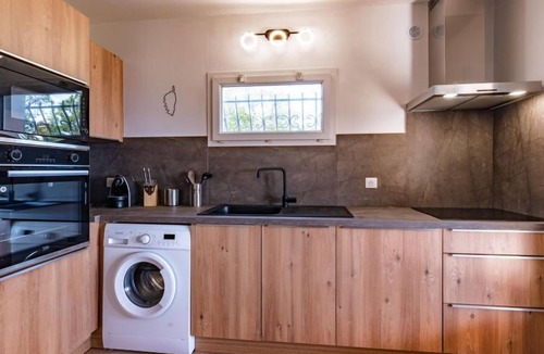 Pianotolli-Caldarello House | Villa Bruzzi by Interhome