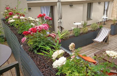 Saint-Serge Bed & Breakfast | Villa Buffon