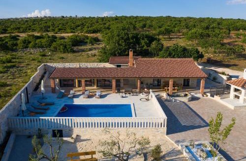 Lisicici Villa | Villa Bukovica