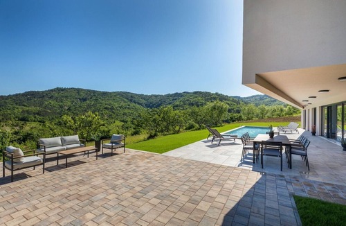 Pazin Villa | Villa Butoniga Hills - luxurious villa with pool