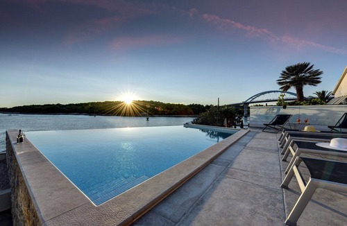 Zdrelac Villa | Villa by the sea with pool Zadar Zdrelac Pasman "with last minute offers"