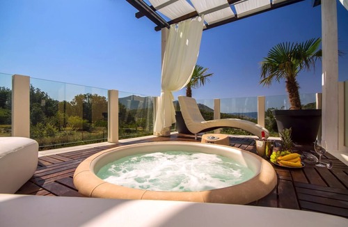Gata Villa | Villa Byron - Four Bedroom Villa, Sleeps 8
