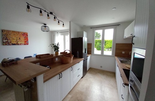 Saint-Paul-les-Fonts Villa | Villa Césarine: Sublime 4☆ property, private pool, pool house and outbuilding