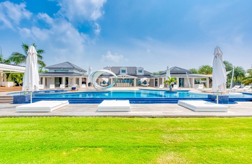 Plum Bay Villa | Villa C'est La Vie Su