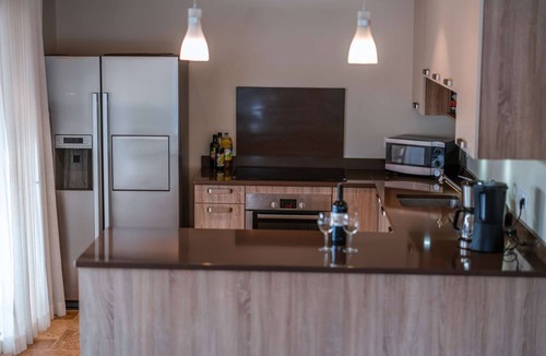 Castelnau-de-Montmiral Villa | Villa Castelnau - air conditioning & heated pool, nestled in the castle grounds - I