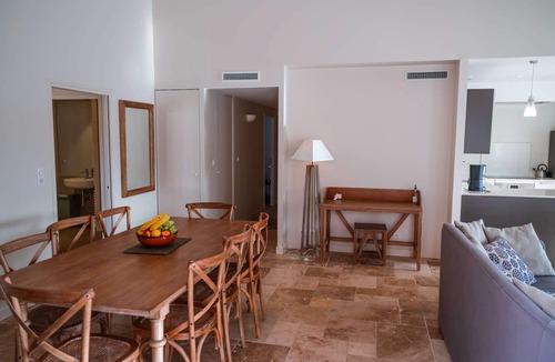 Castelnau-de-Montmiral Villa | Villa Castelnau Prestige - air conditioning & heated pool in a quiet estate - V