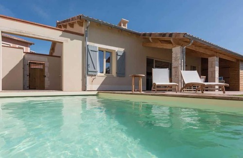 Castelnau-de-Montmiral Villa | Villa Castelnau - air conditioning & heated swimming pool, perched in the grounds - XVI