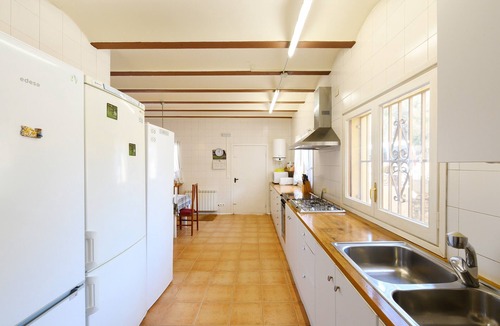 Castellet i la Gornal Villa | Villa "Cal Vimon" with Private Pool, Private Terraces, and Wi-Fi