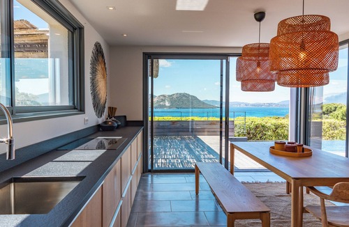 Cala Rossa Villa | Villa Cala Rossa Di Lecci