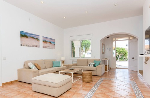 Canyelles Villa | Villa California with Spectacular Sea Views and Private Pool