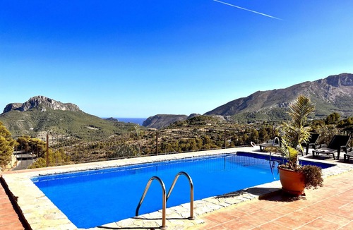Benissa Villa | Villa CALIMA in Benissa – 3 bedrooms, private pool, sea and mountain views, Wi-Fi and private parking