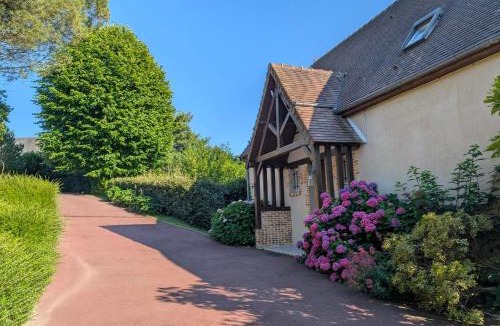 Gonneville-sur-Honfleur Villa | Villa Canet - Jacuzzi - Fireplace - Sauna EV 10P