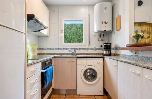Costa del Zefir Villa | Villa 'Can Lucia' with Sea View, Wi-Fi and Air Conditioning