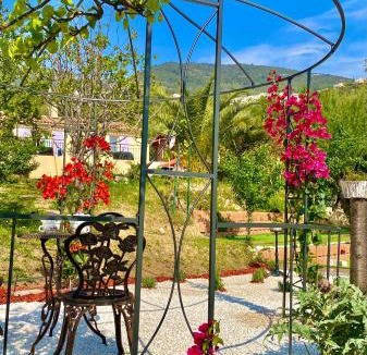 Saint-Jeannet Villa | Villa Canarias