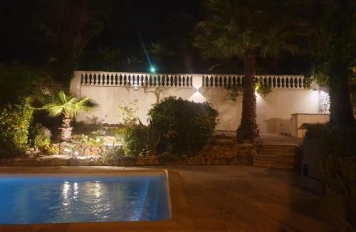 La Celle-sous-Gouzon Villa | Villa Cannes