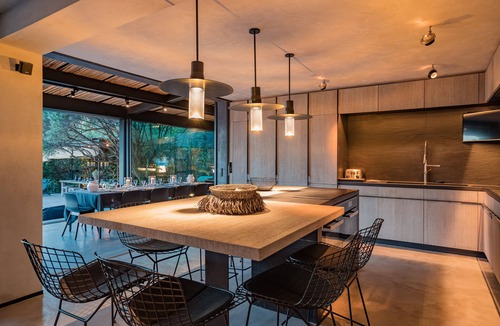 La Croix-Valmer Villa | Villa Cape Cod, Luxury beachfront property