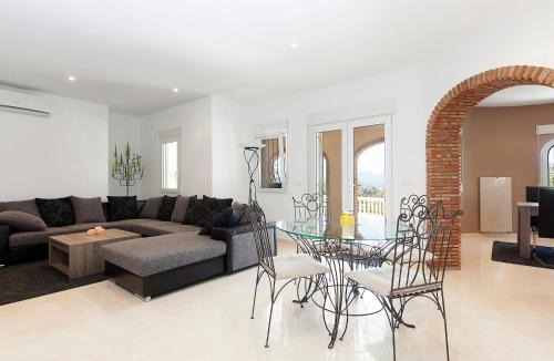Rafol de Almunia Villa | Villa Capi by Interhome