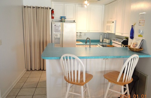 North Topsail Beach Resort | Villa Capriani Resort Ocean Front #2- King SuiteTwo