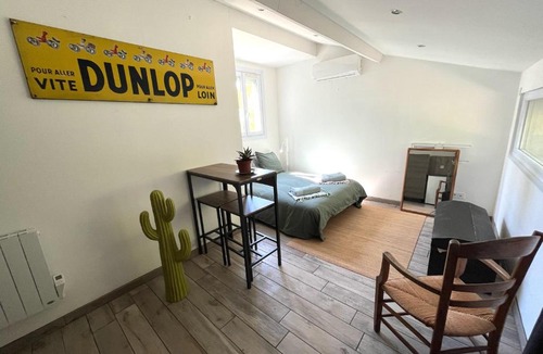 Le Pradet Bed & Breakfast | Villa Caprier