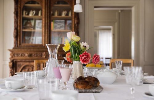 Riom-Parsonz Bed & Breakfast | Villa Carisch