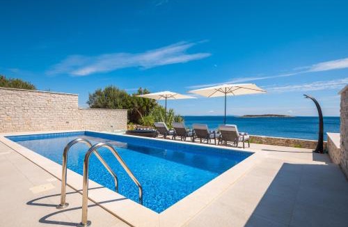 Milna Villa | Villa Carisma island Vis