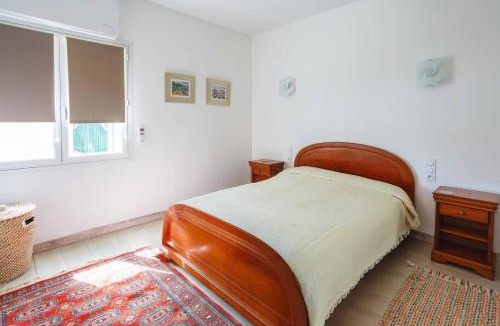 Thezan-les-Beziers Villa | Villa Caroline by Villa Plus