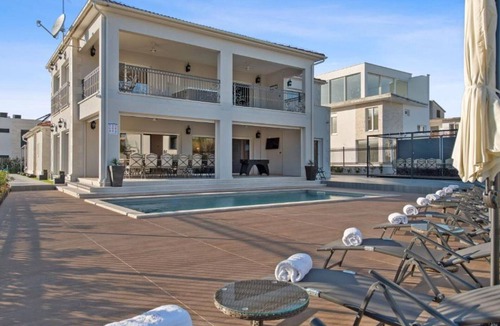 Vodice Villa | Villa Carolus in Vodice - Five Bedroom Villa with Terrace and Swimming pool