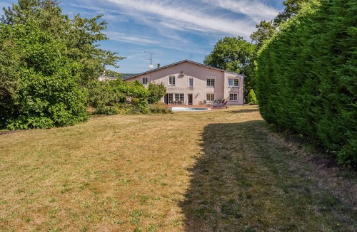 Mereville House | Villa Carpe Diem - avec piscine, proche Nancy