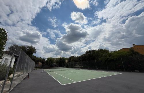 Mejannes-le-Clap Villa | Villa CarpeDiem Cévennes - piscine & terrain tennis