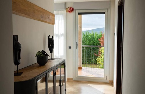 El Rasillo de Cameros Villa | Villa 'Casa El Rasillo' with Lake View, Private Terrace and Wi-Fi
