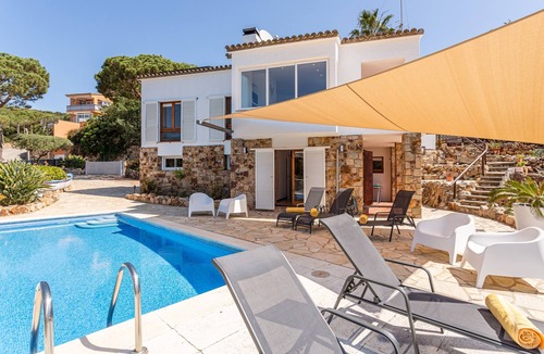 Tossa de Mar Villa | Villa 'Casa Escorpión' with Private Pool, Wi-Fi and Air Conditioning
