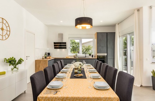 Skatari Villa | Villa Casa L for 10 people near Pula with heated salt - water pool and pet friendly